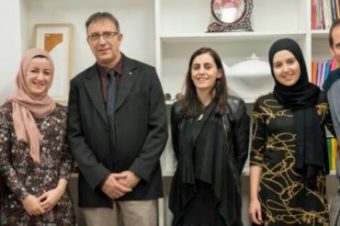 La UVic-UCC i l’Institut Català de les Dones signen un conveni de subvenció