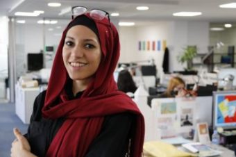 Míriam Hatibi parla d’islamofòbia de gènere a la cloenda de Camins