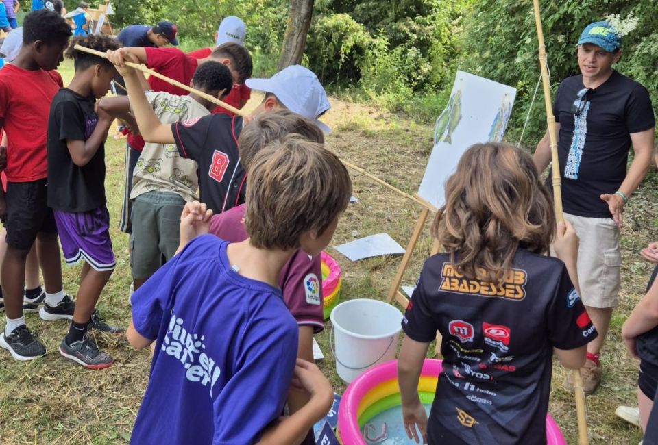 El CERM explica la biodiversitat del riu Gurri als escolars i a la ciutadania en el marc del Dia Mundial del Medi Ambient