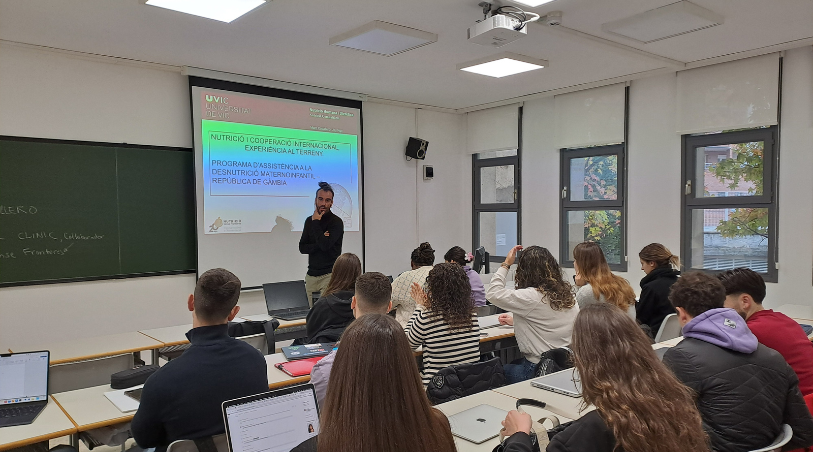 El dietista-nutricionista Marc Caballero comparteix la seva experiència en cooperació internacional