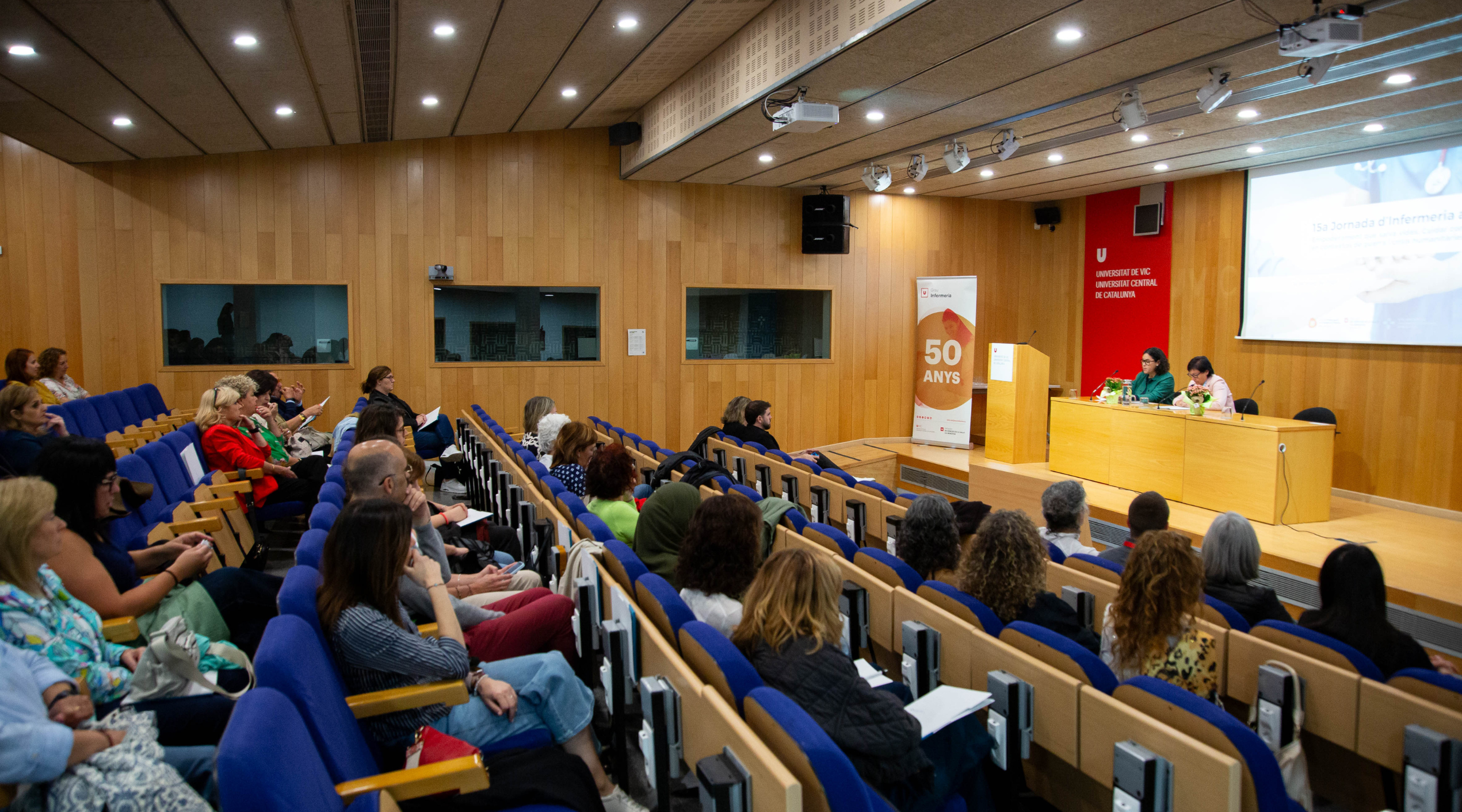 15a Jornada Infermera a Osona “Cuidar com a infermera en contextos de guerra i crisis humanitàries”