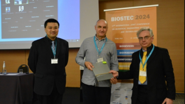 Jordi Solé rep el premi al millor article a la Conferència BIOSIGNALS 2024