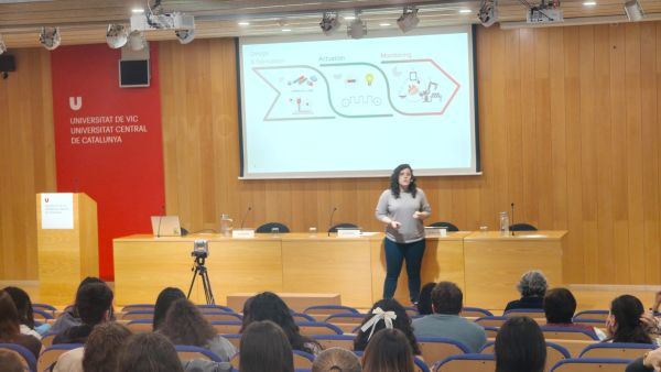 Els nanorobots arriben a la FCTE: la medicina del futur, cada cop més a prop