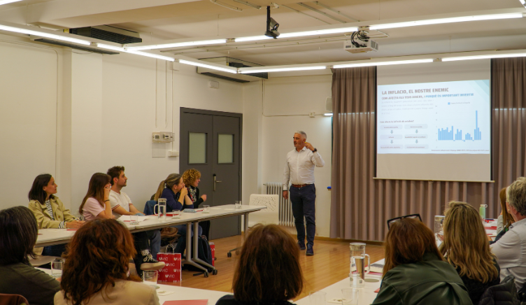 La FEC dedica la IX trobada de Professorat d’Economia i Empresa a l’educació financera