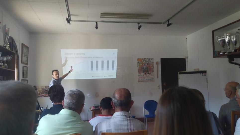 José Antonio Corral i Eulàlia Massana presenten un estudi sobre el màrqueting esportiu del Club Patí Voltregà