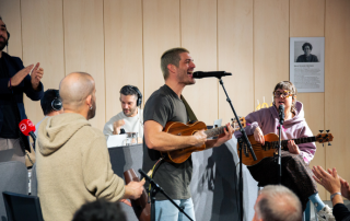 Els Catarres durant l'emissió en directe del Matina Codina a la UVic-UCC