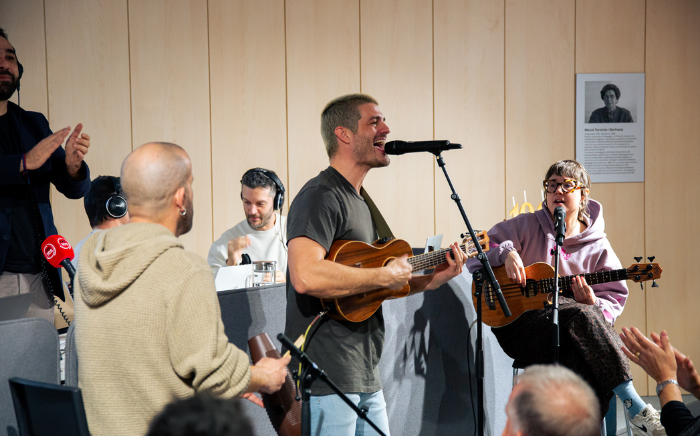 Els Catarres durant l'emissió en directe del Matina Codina a la UVic-UCC