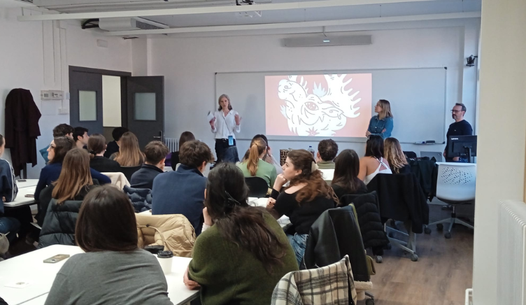 L’alumnat de 4art de Publicitat i Relacions Públiques practica sota la guia de l’agència Brother de creativitat