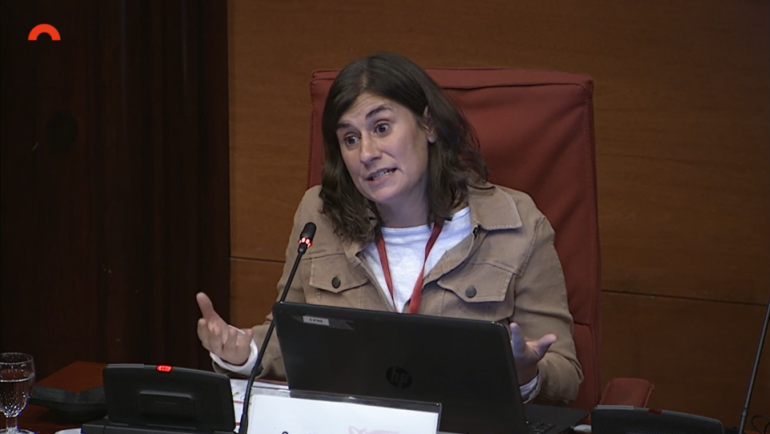 [:ca]Sandra Ezquerra compareix al Parlament per parlar dels impactes de la pandèmia des de la perspectiva de gènere[:es]Sandra Ezquerra comparece en el Parlamento para hablar de los impactos de la pandemia desde la perspectiva de género[:en]Sandra Ezquerra appears in Parliament to talk about the impacts of the pandemic from a gender perspective[:]