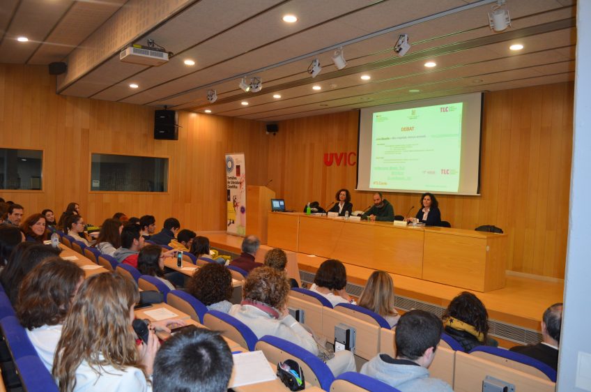 16/01/2019 el dietista i nutricionista Julio Basulto, ha impartit la conferència “Més vegetals, menys animals” en el programa de les TLC – FCT (UVic – UCC).