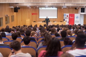 Tornen les Tertúlies de Literatura Científica de la UVic, aquest curs en format webinar